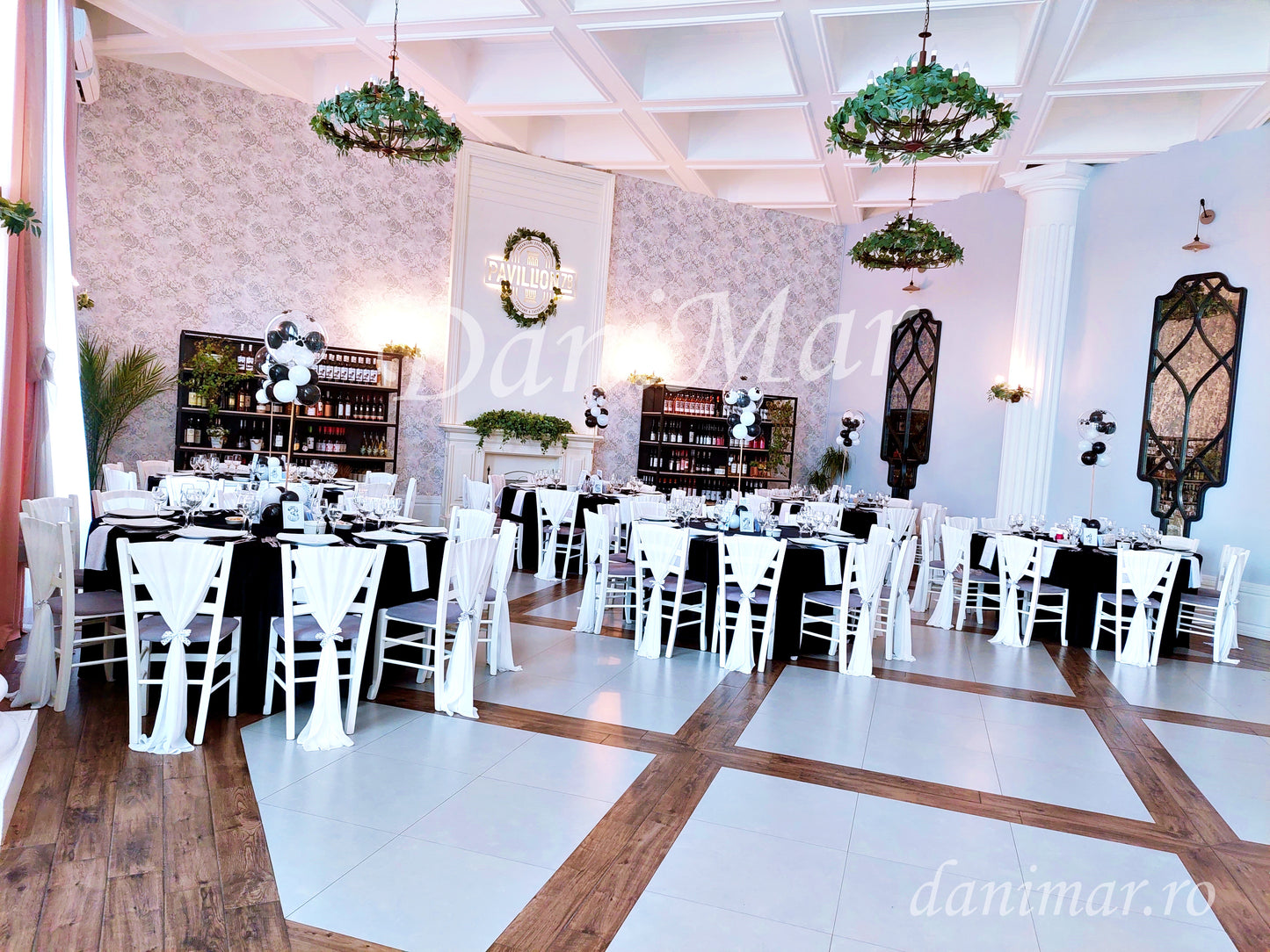 Decor botez baloane ieftin DaniMar Bacau tematica 101 dalmatieni