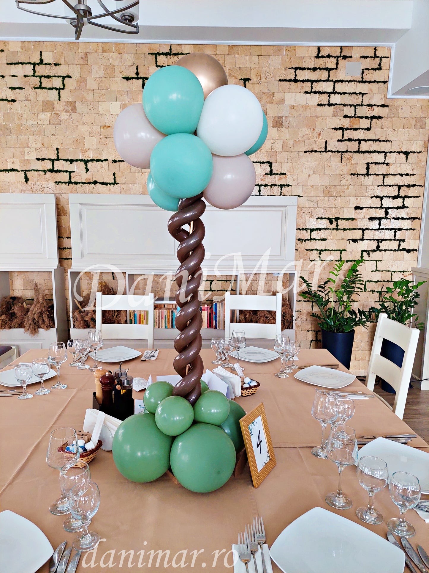 Decor botez baietel - animale de padure