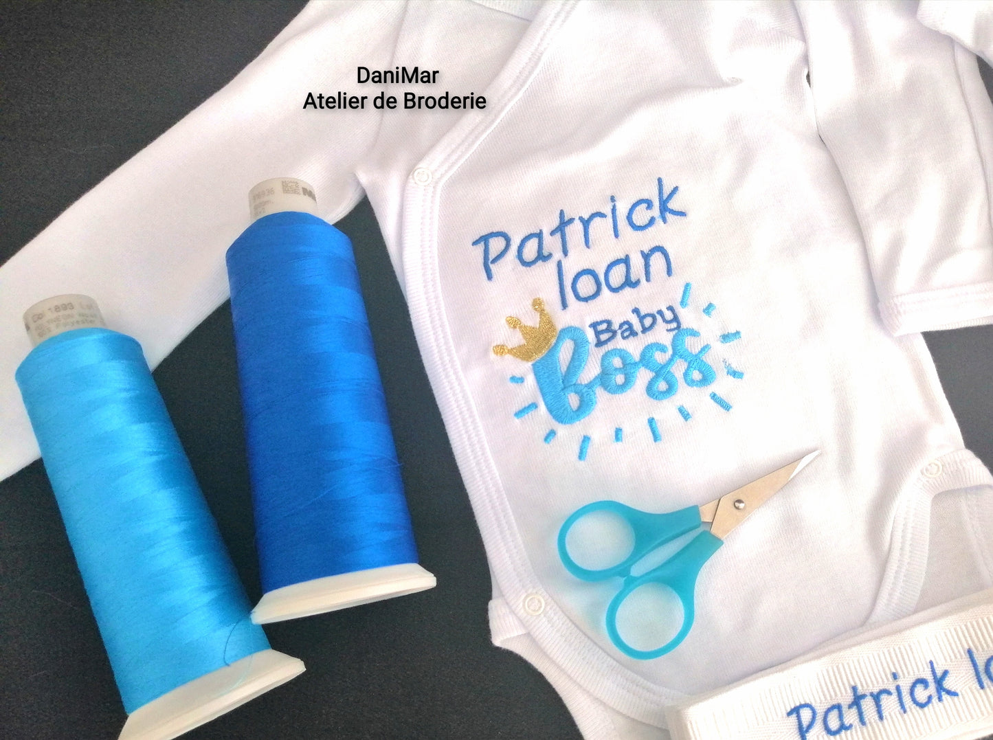 Body nou nascuti personalizat prin broderie - DaniMar