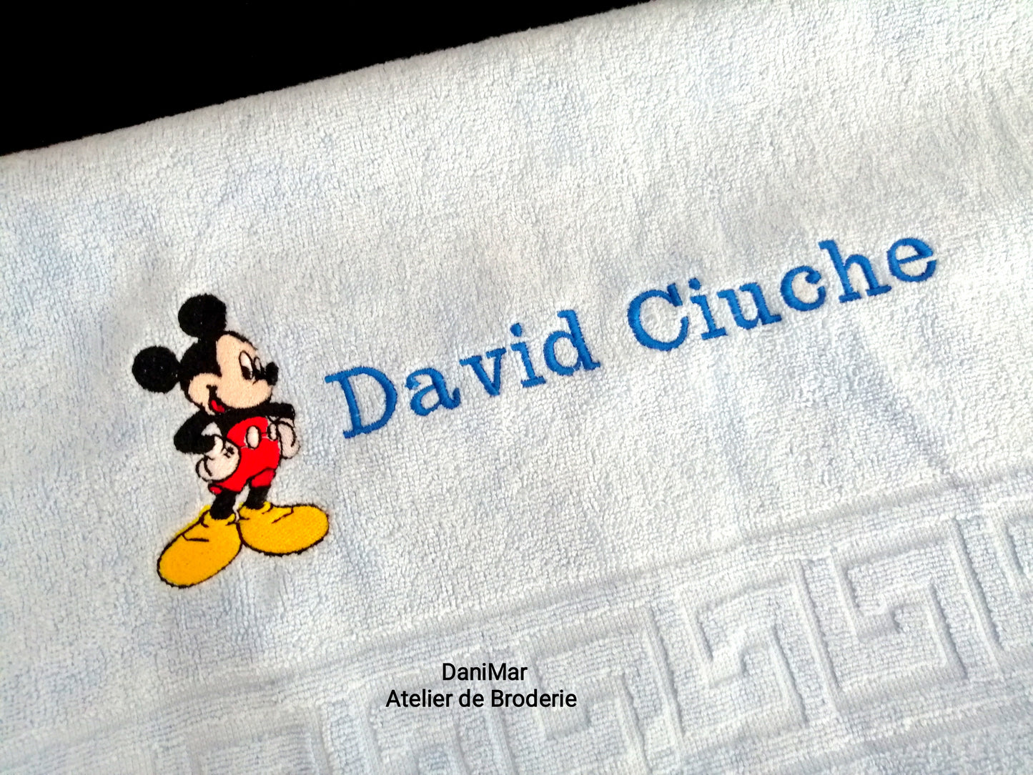 Prosop baietel pentru gradinita cu tematica Mickey Mouse 30 x 50 cm - DaniMar