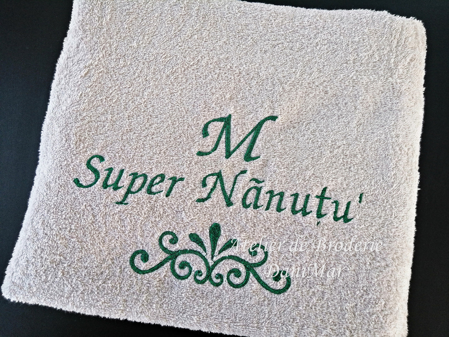 Prosop nasi botez personalizat cu broderie - DaniMar Wedding Salon