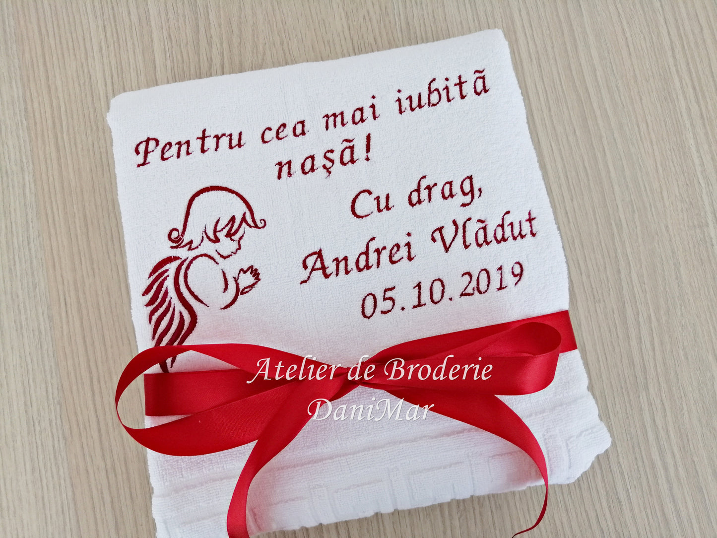Prosop nasa botez personalizat cu broderie - DaniMar Wedding Salon
