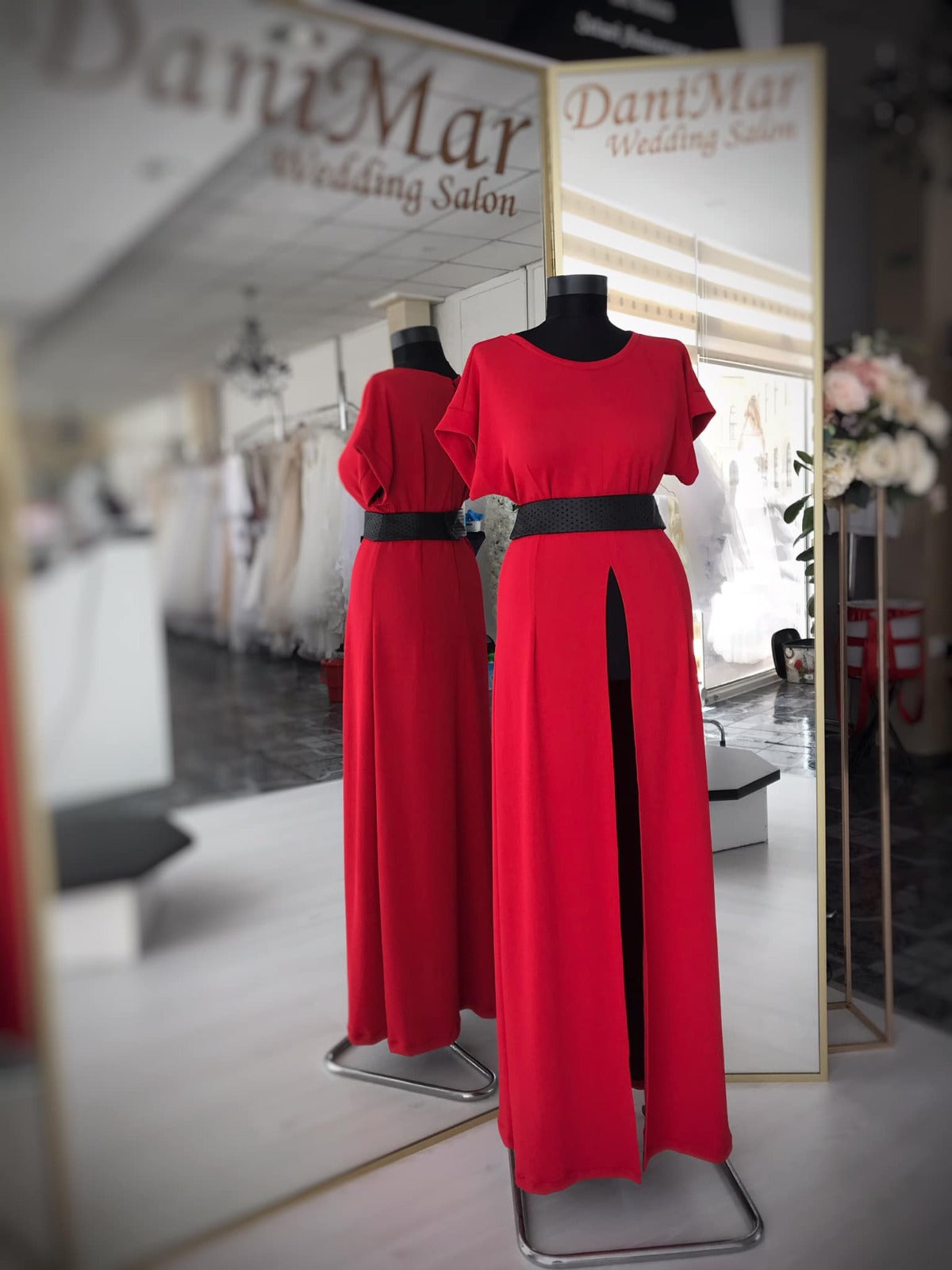 Rochie din lycra cu slit in fata