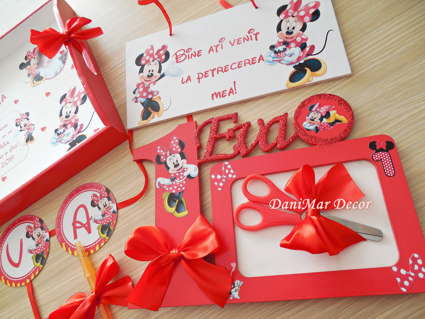 Set tavita mot fetita - tematica Minnie Mouse - DaniMar