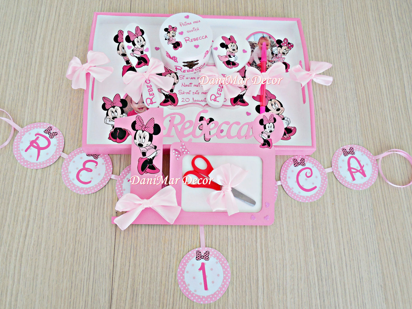 Set tavita mot fetite - Tematica Minnie Mouse - DaniMar