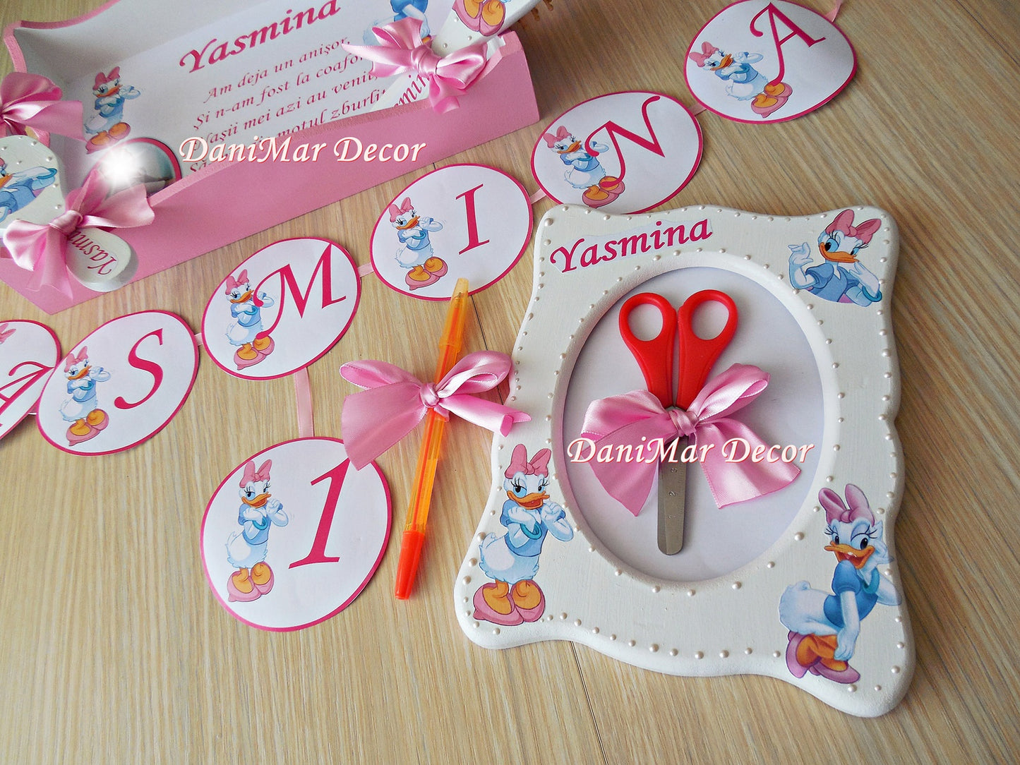 Set tavita mot fetita - tematica Daisy Duck - DaniMar