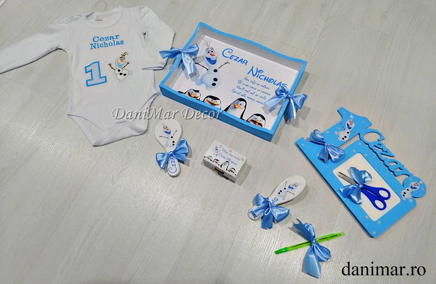 Set tavita mot baietel si body - tematica Olaf Frozen - DaniMar