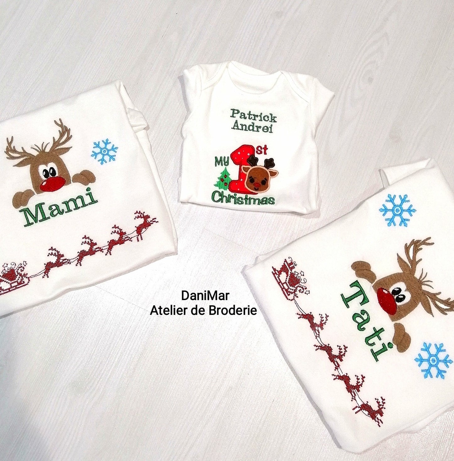 Set tricouri familie personalizate de Craciun - Reni - DaniMar