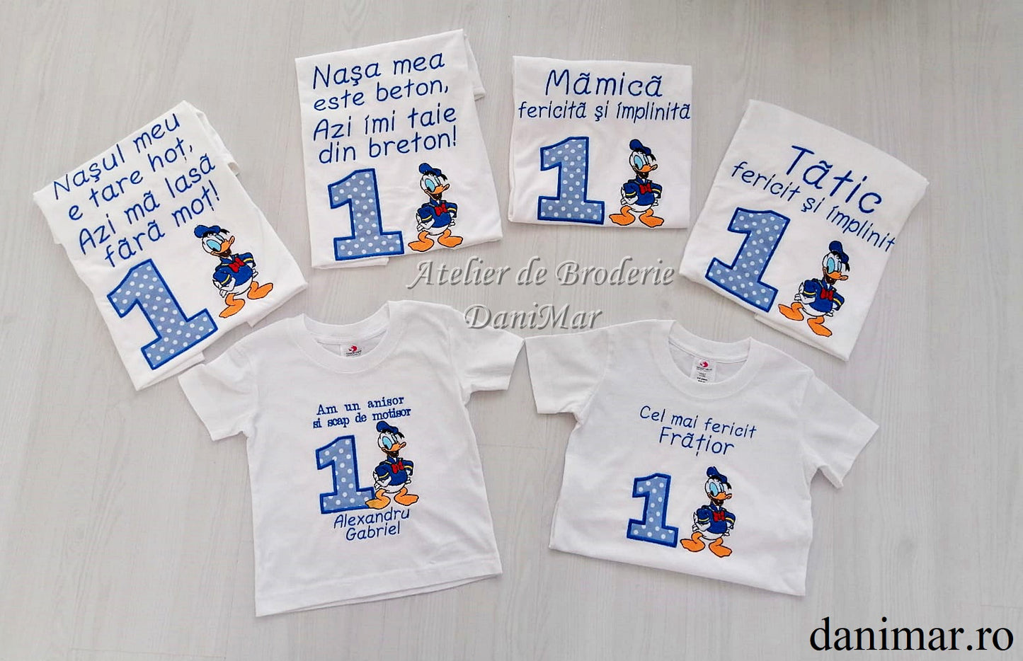 Set tricouri aniversare 1 an personalizate prin broderie, cu tematica Donald Duck - DaniMar