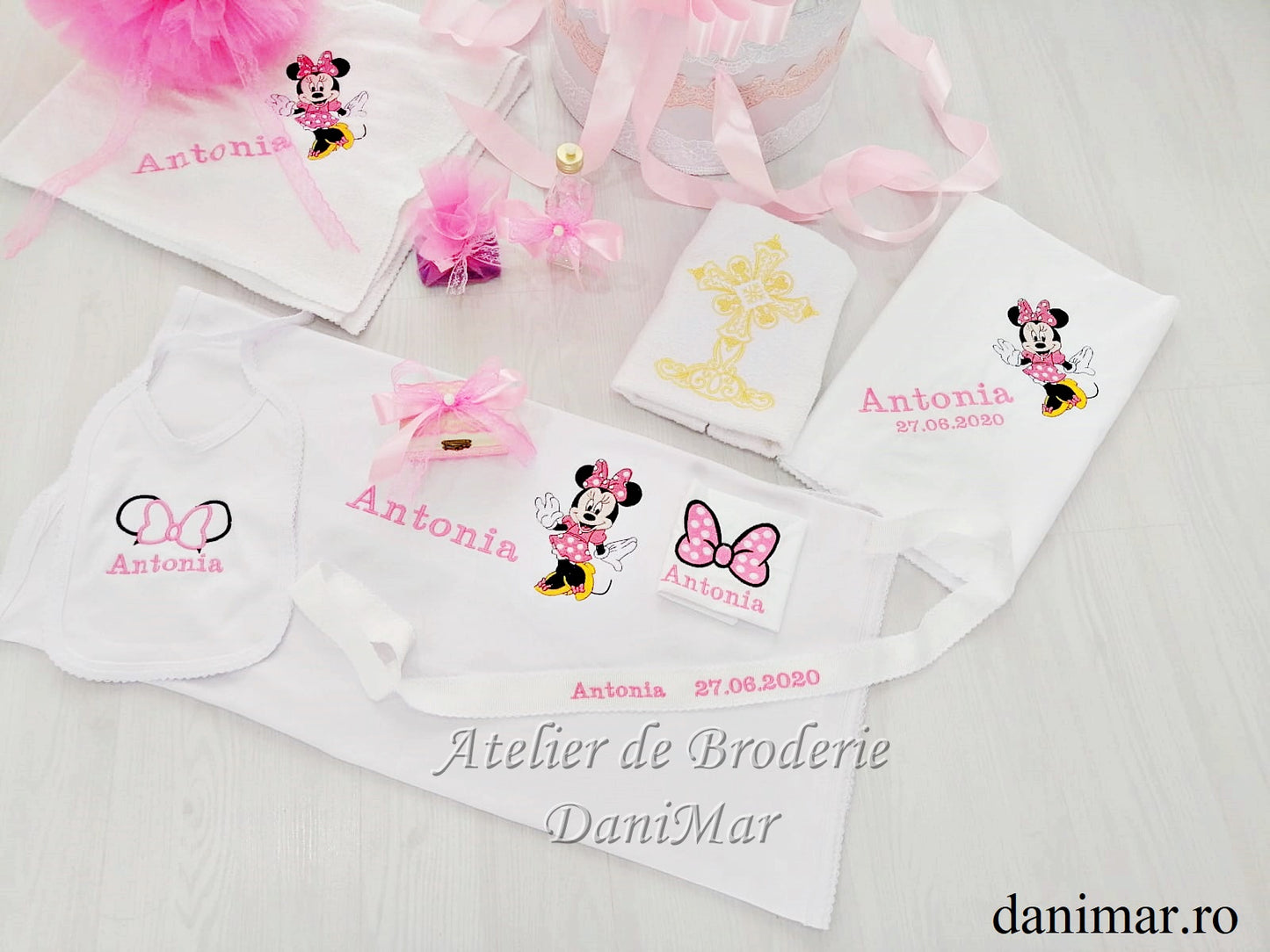 Set trusou personalizat fetite - Minnie Mouse - DaniMar Wedding Salon