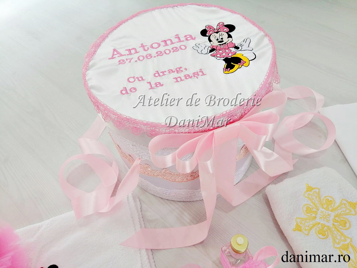 Set trusou personalizat fetite - Minnie Mouse - DaniMar Wedding Salon