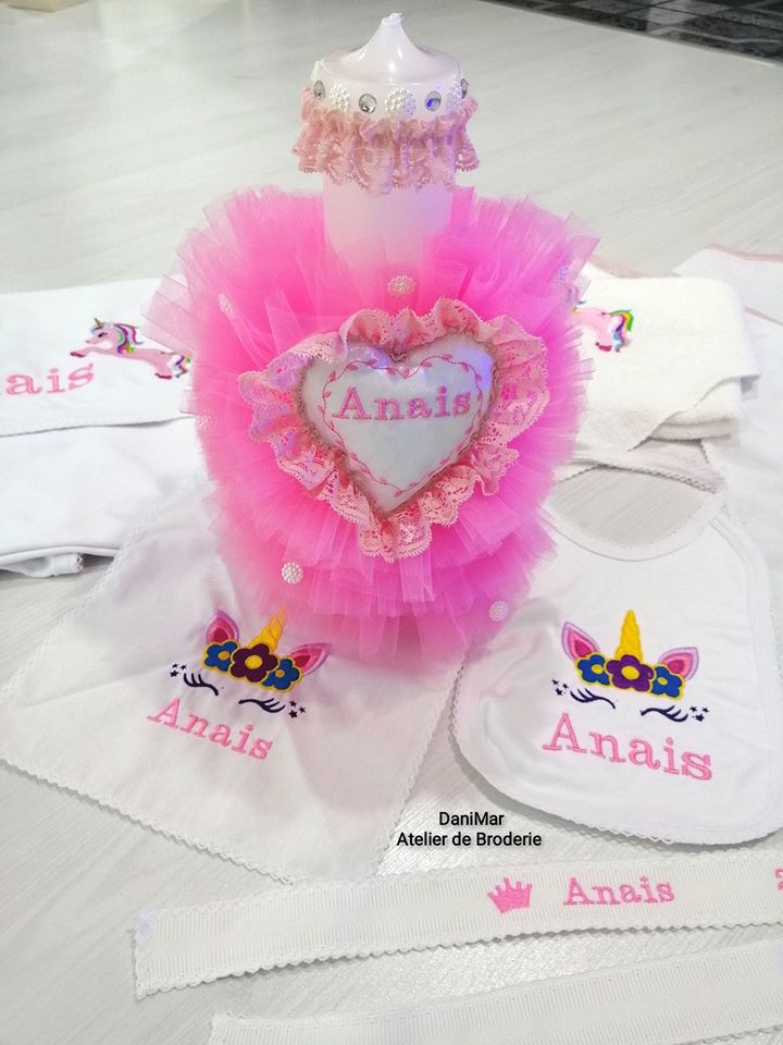 Trusou botez fetite personalizat cu broderie - Unicorn - DaniMar
