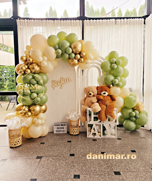 Decor Aniversar Luat din Mot 24