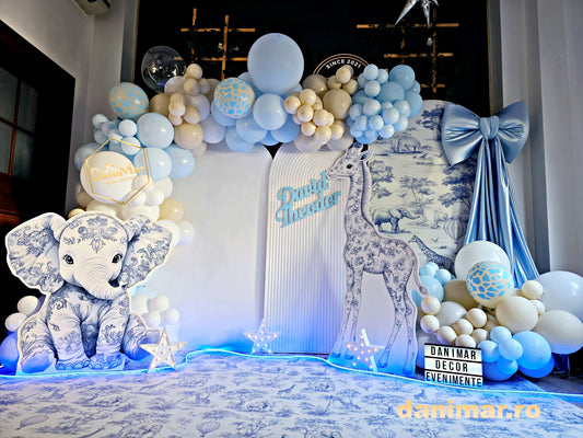 Decor botez băiețel cu animăluțe Safari – Toile de Jouy 1