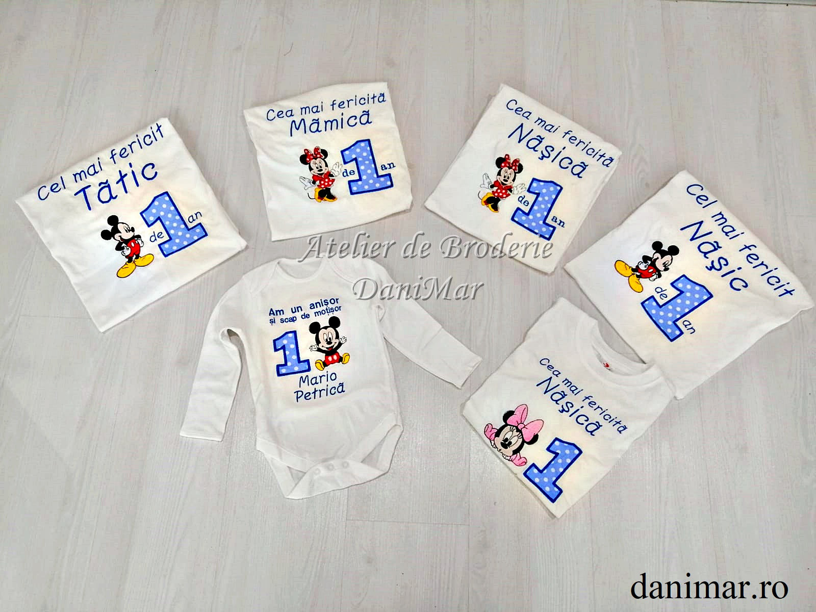 Set tricouri aniversare 1 an personalizate prin broderie - tematica Mickey Mouse
