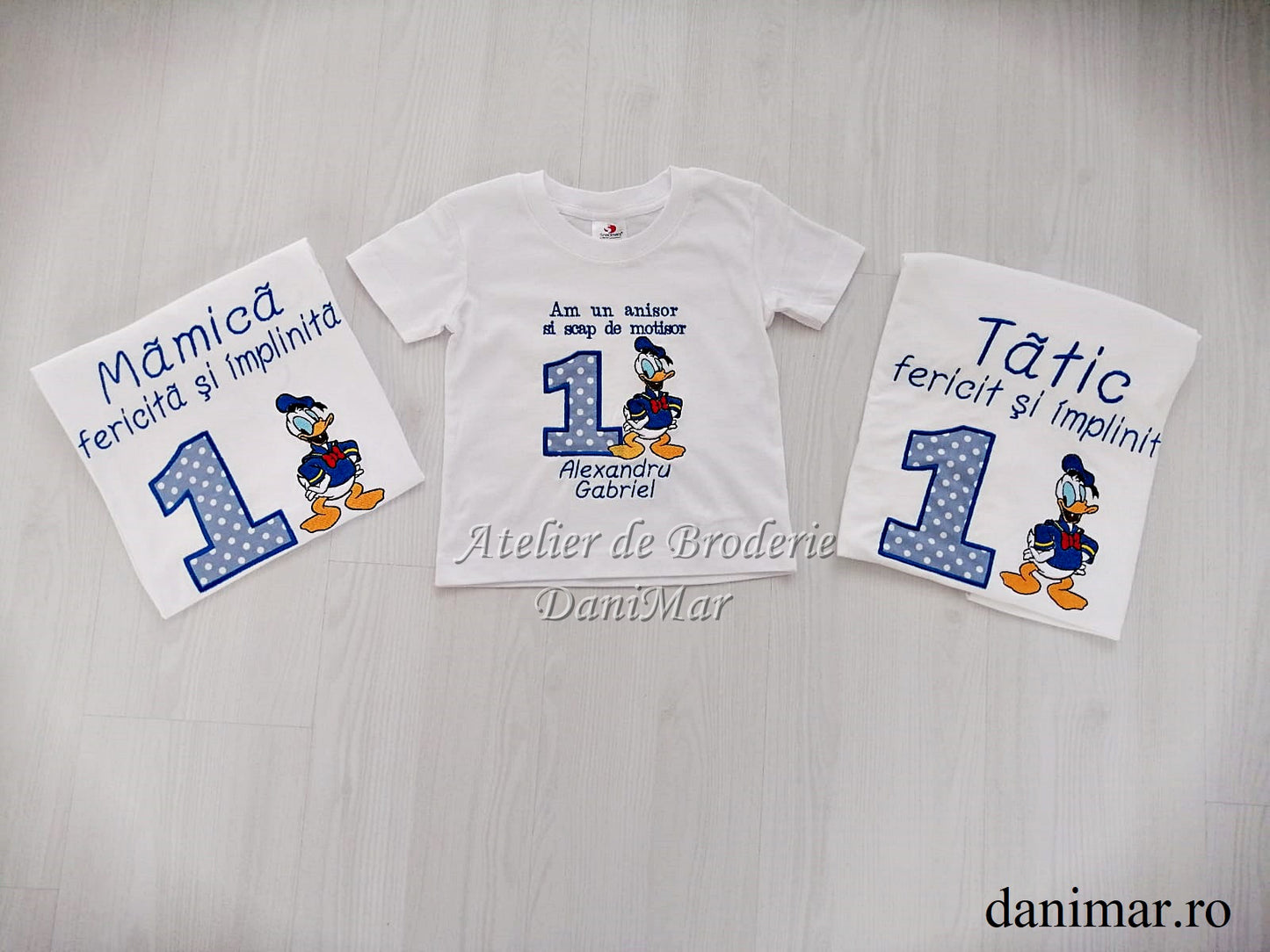 Set tricouri aniversare 1 an personalizate prin broderie - tematica Donald Duck