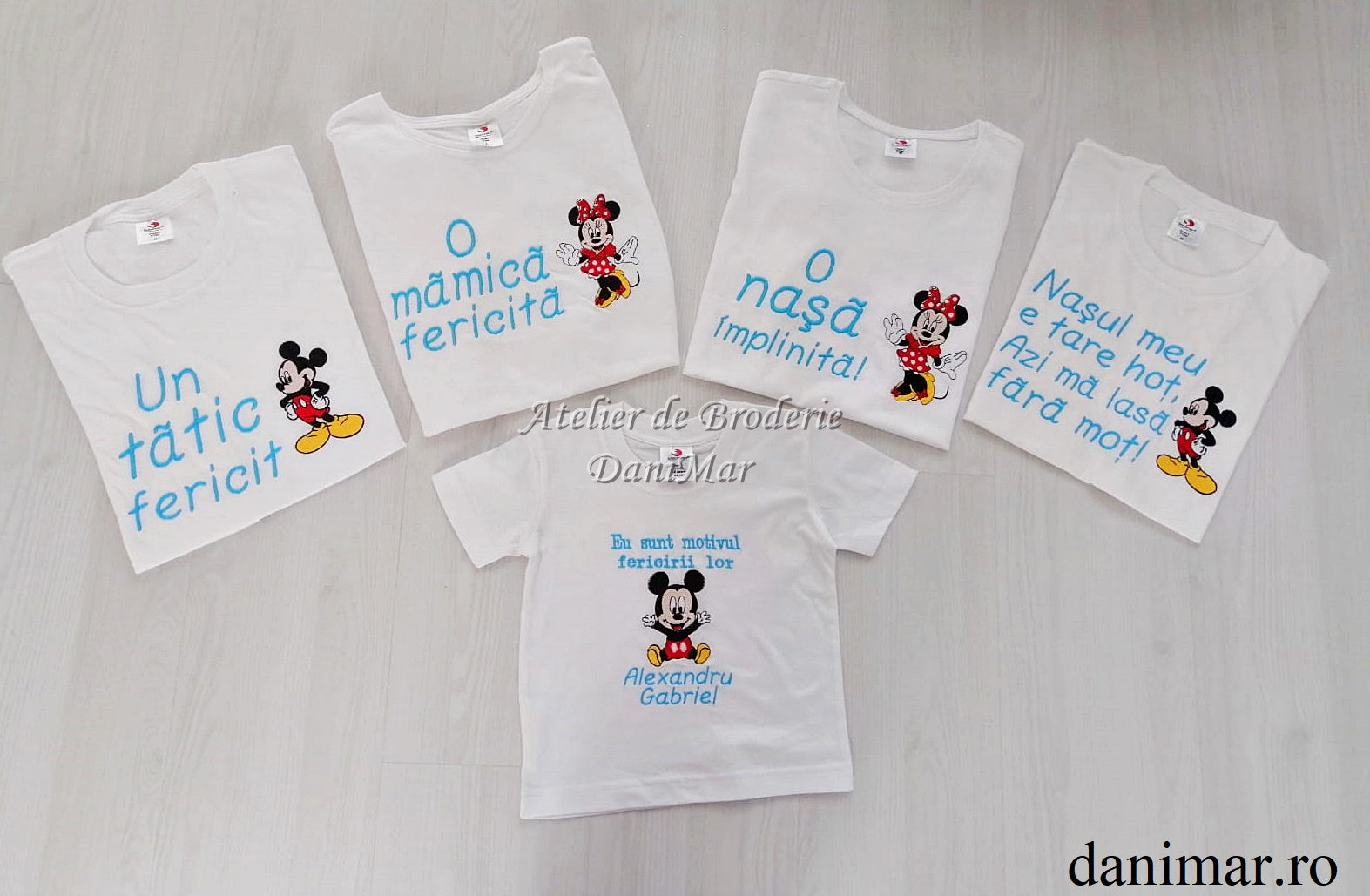 Set tricouri aniversare 1 an personalizate prin broderie, cu tematica Mickey Mouse 03 - DaniMar 